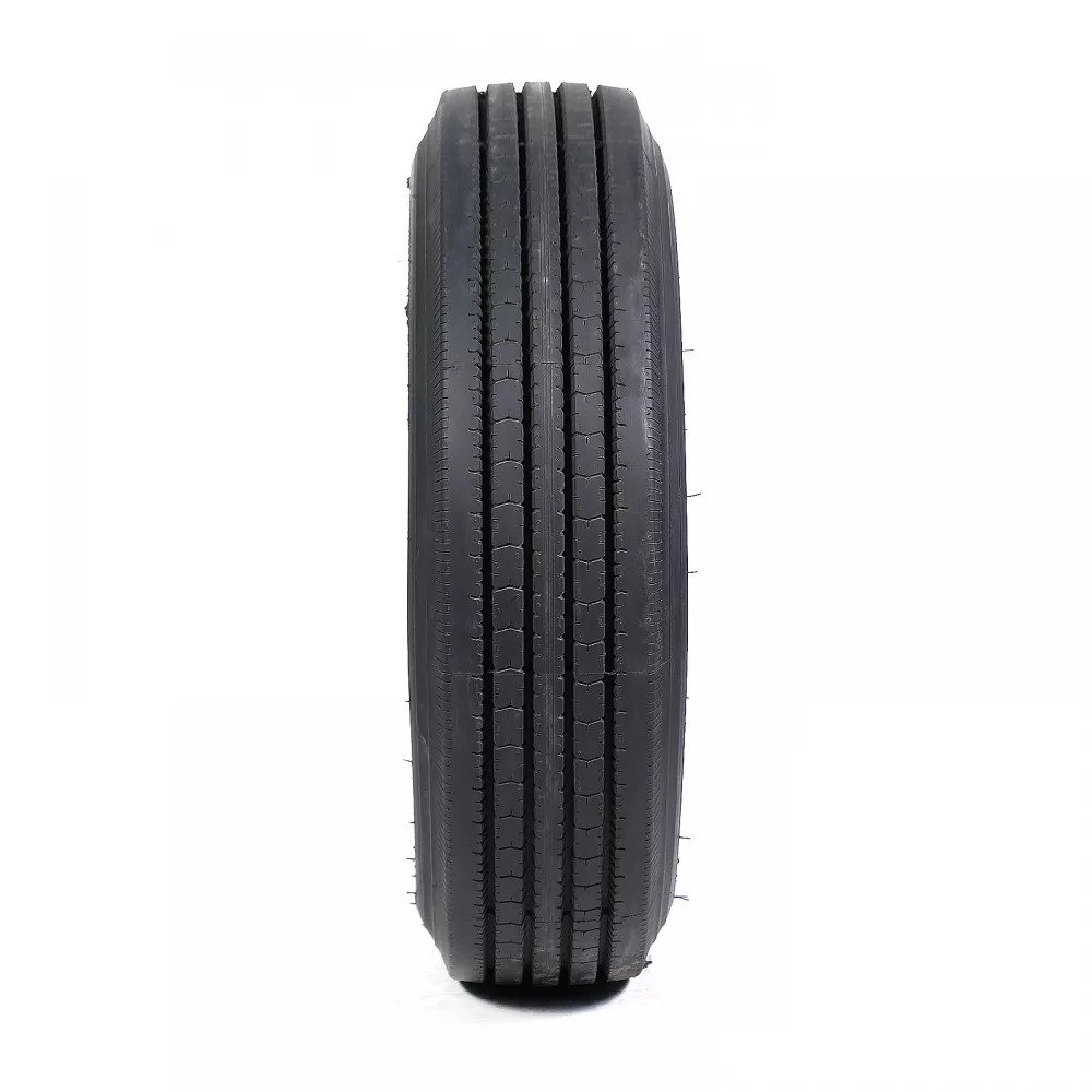 Грузовая шина 215/75 R17,5 Long March LM-216 16PR в Орле